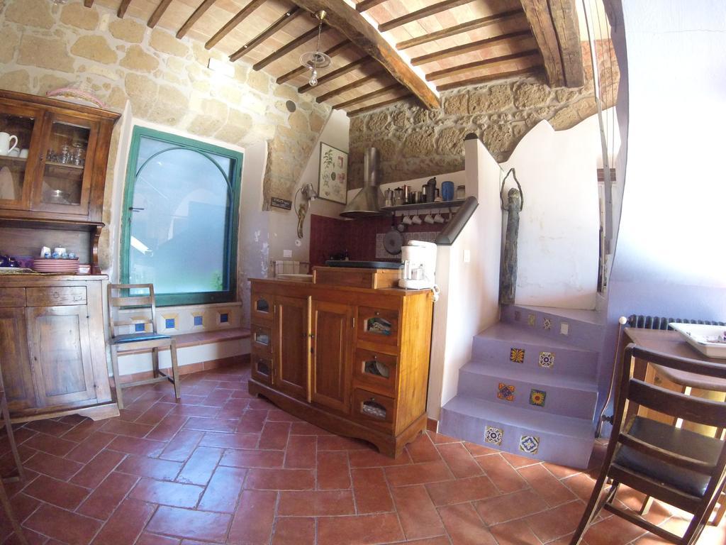 La Casa Dei Carrai Bed & Breakfast Pitigliano Exterior foto